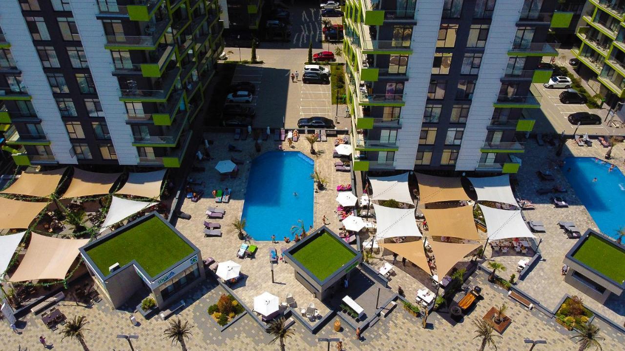 Rainbow Sea View Apartment Spa N Pool Resort - Parking Mamaia Buitenkant foto