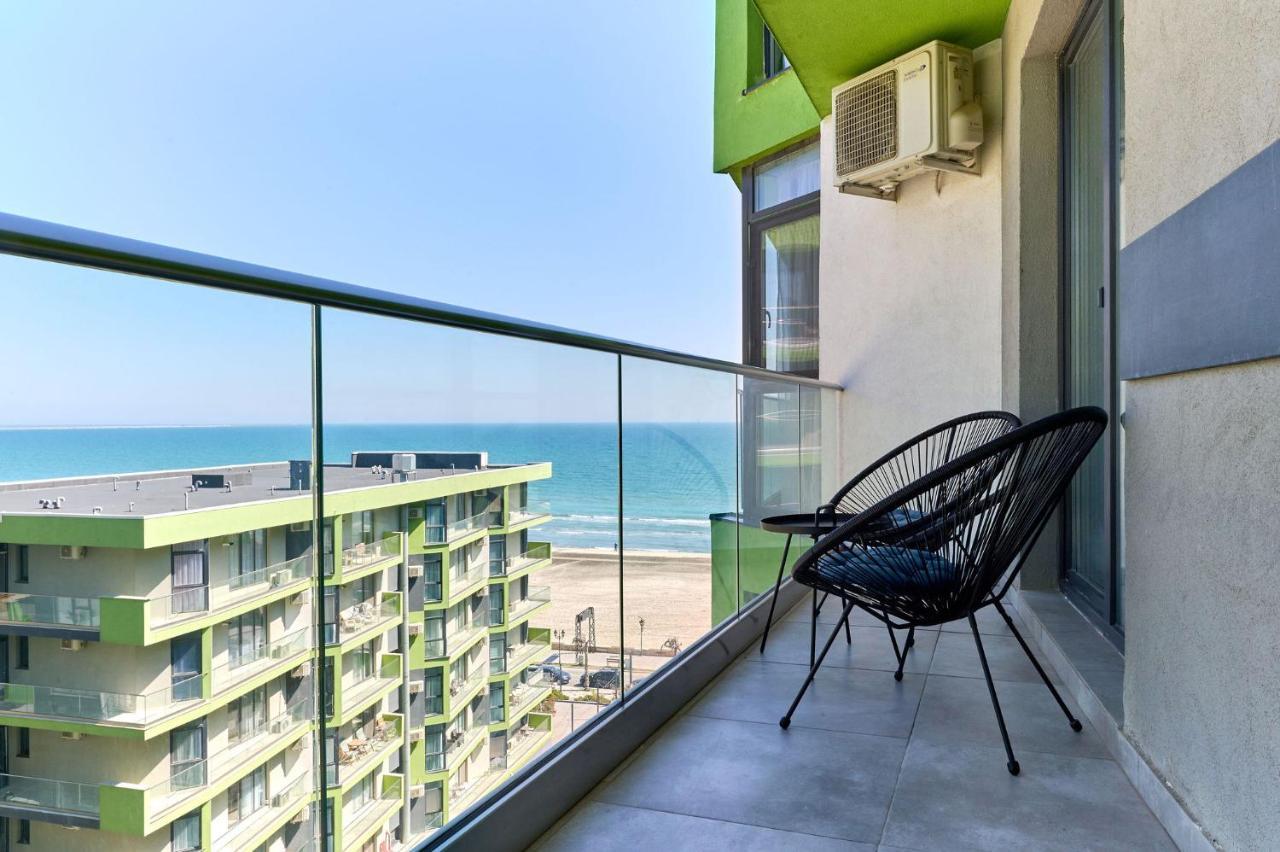 Rainbow Sea View Apartment Spa N Pool Resort - Parking Mamaia Buitenkant foto