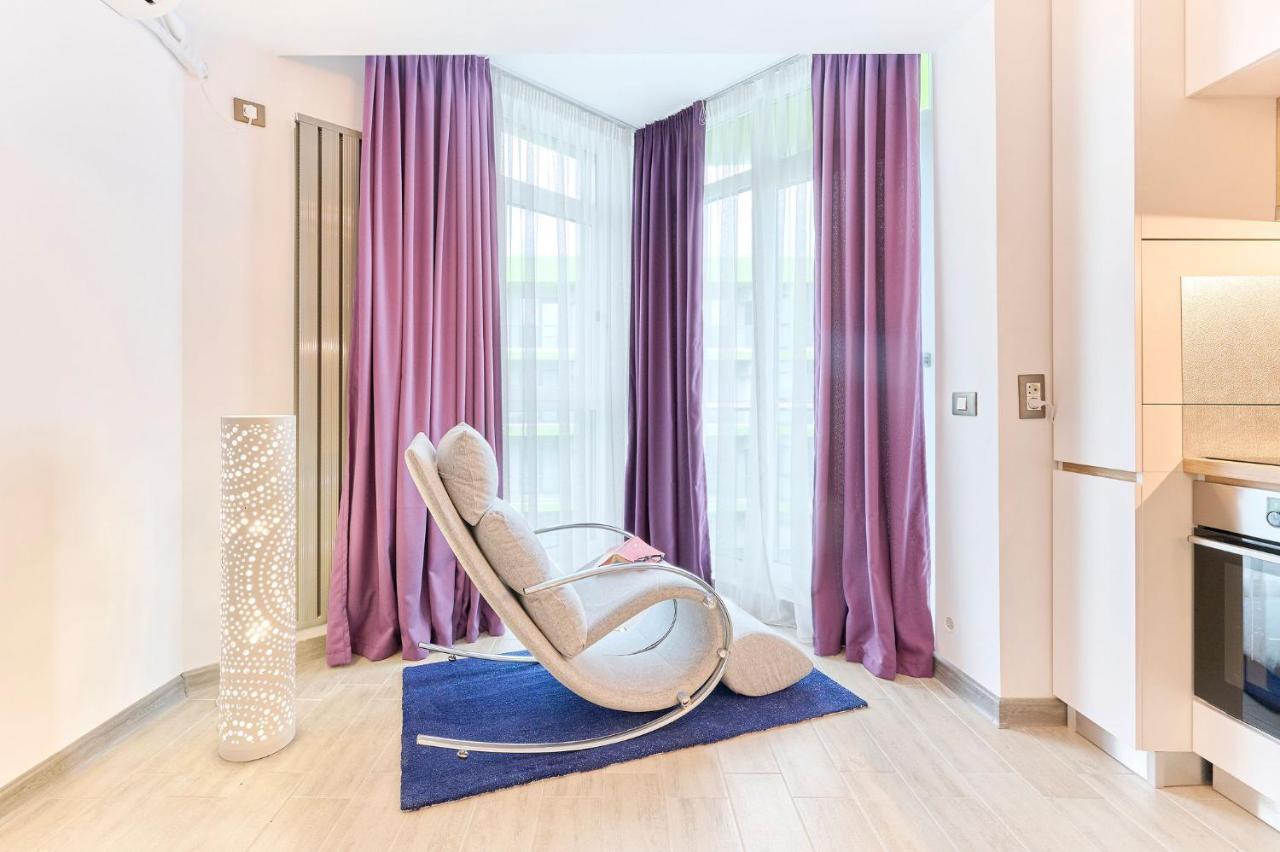 Rainbow Sea View Apartment Spa N Pool Resort - Parking Mamaia Buitenkant foto