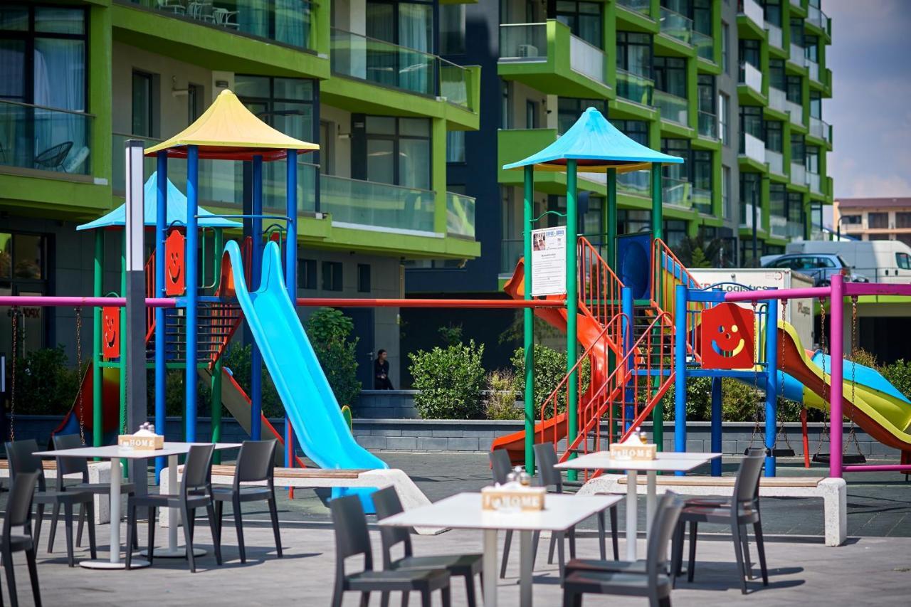 Rainbow Sea View Apartment Spa N Pool Resort - Parking Mamaia Buitenkant foto